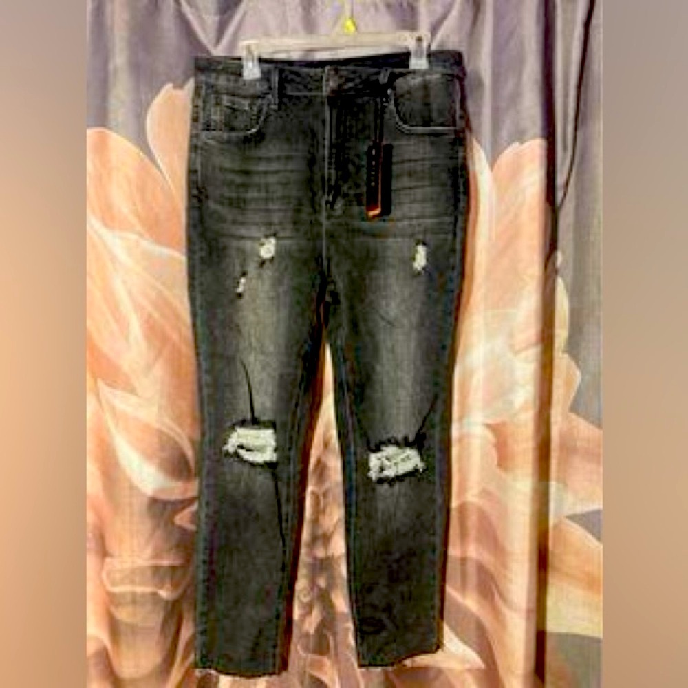 Woman’s Risen black jeans size 15